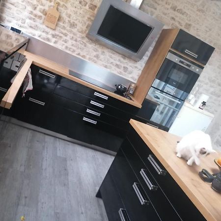 Belle Chambre D'Hote Pour 2 A 4 Personnes Apartment Chef-Boutonne Bagian luar foto